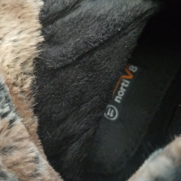 Women's Lined Snow Boots Size 11 - Picture 5 of 5